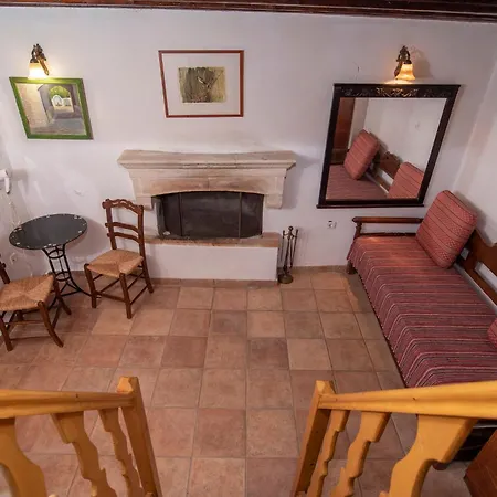 Casa Tradizionale *